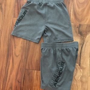 3T Under Armour shorts (2 Pairs)